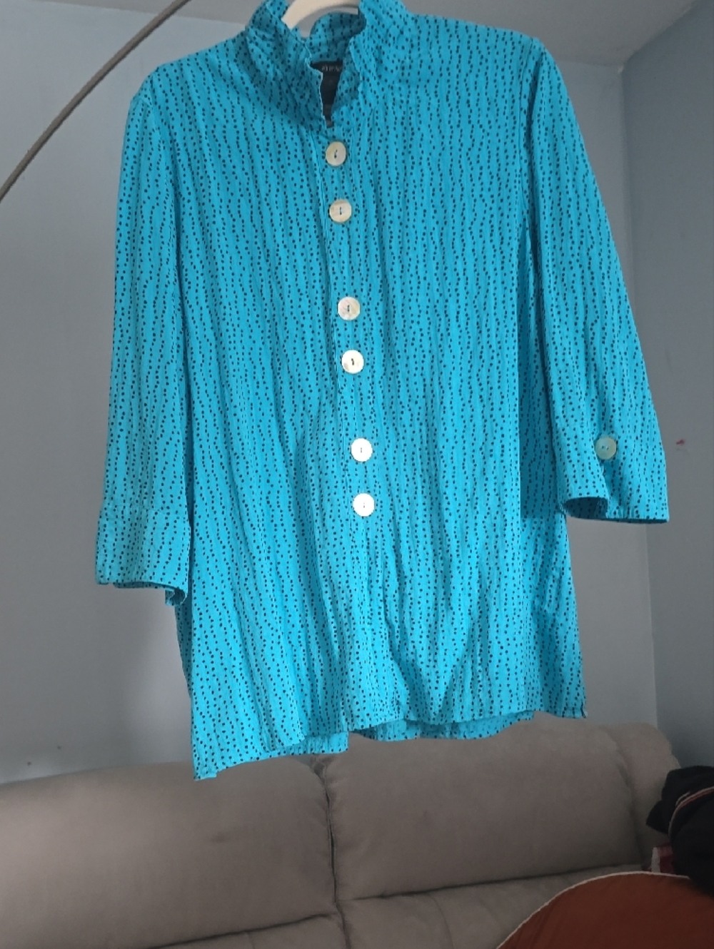 Ali Miles Turquoise Button-Front Textured Shirt - Picture 8 of 11